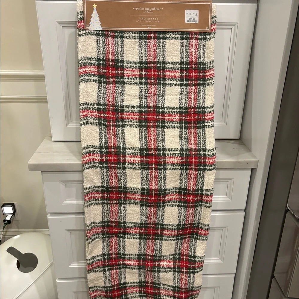 Plaid Red and Green HomeTable Runner NWT